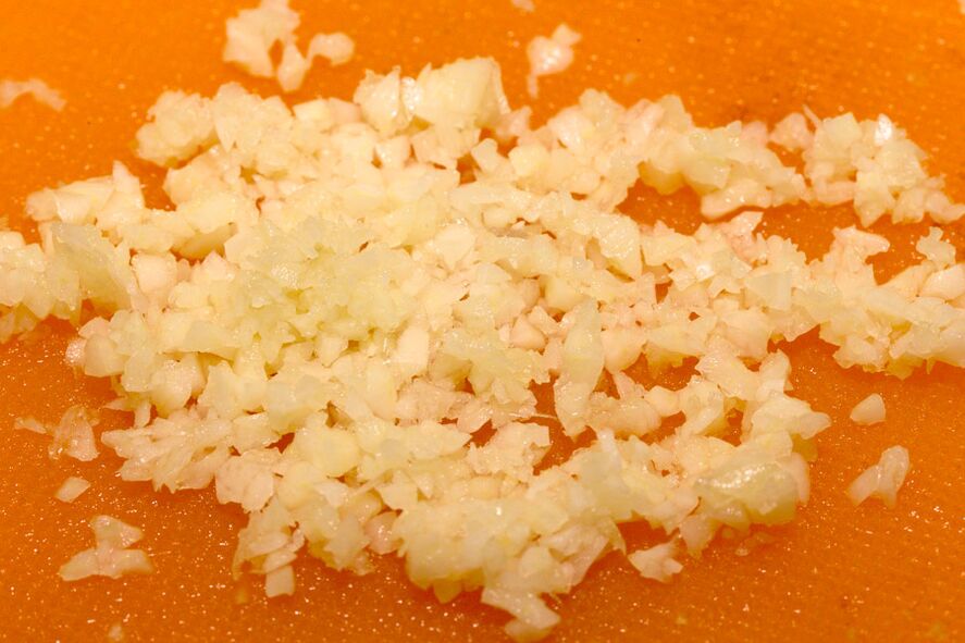 Garlic is used to remove parasites
