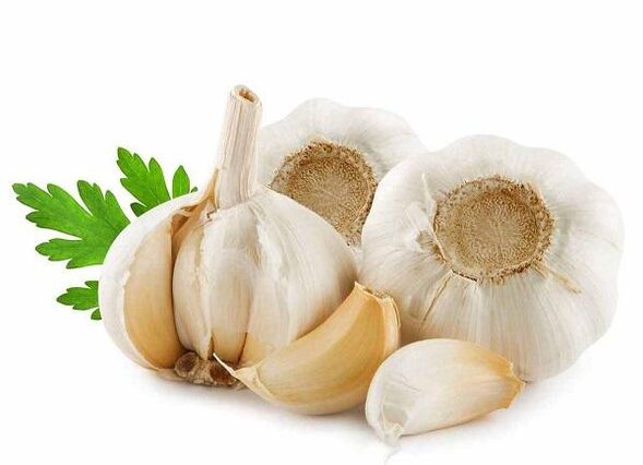 Garlic is used to remove parasites